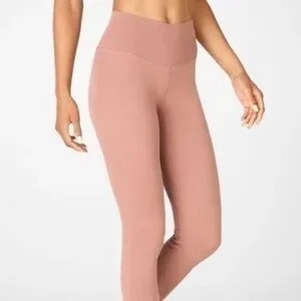 NEW Fabletics Salmon High-Waisted Scultpknits Legging Sz Large